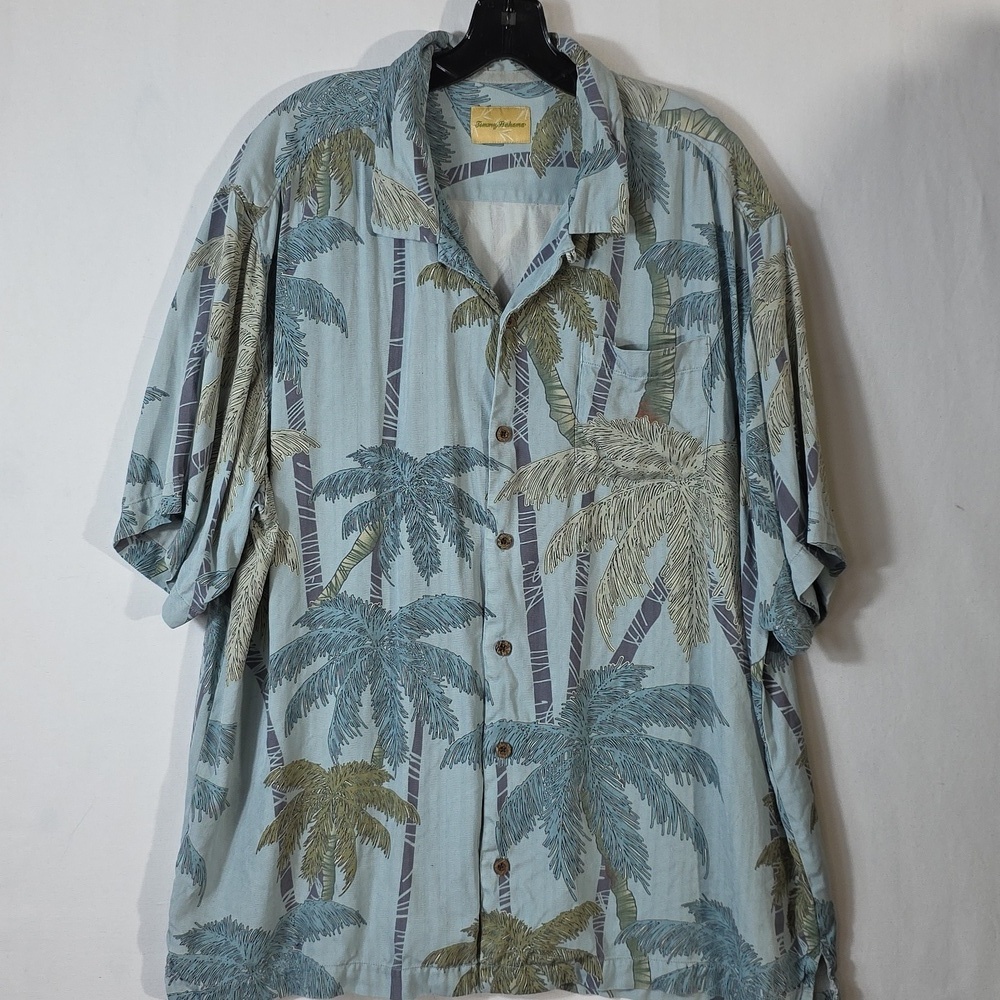 Tommy Bahama Carribean print button down shirt